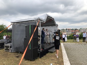 afb33a99-fb9d-4cce-aaf5-858851f63884.jpeg
